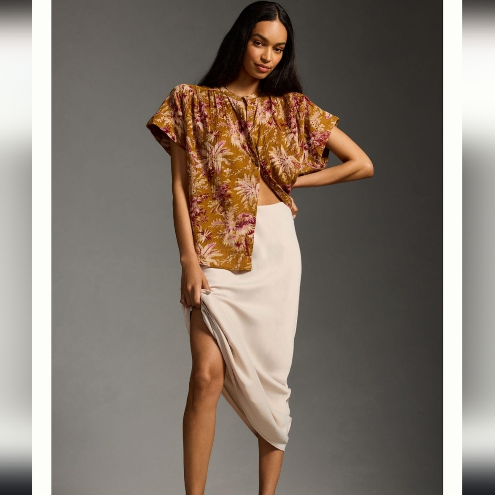 Pilcro NWT Anthropologie L/XL  Short Sleeve Batwing Floral Printed button down